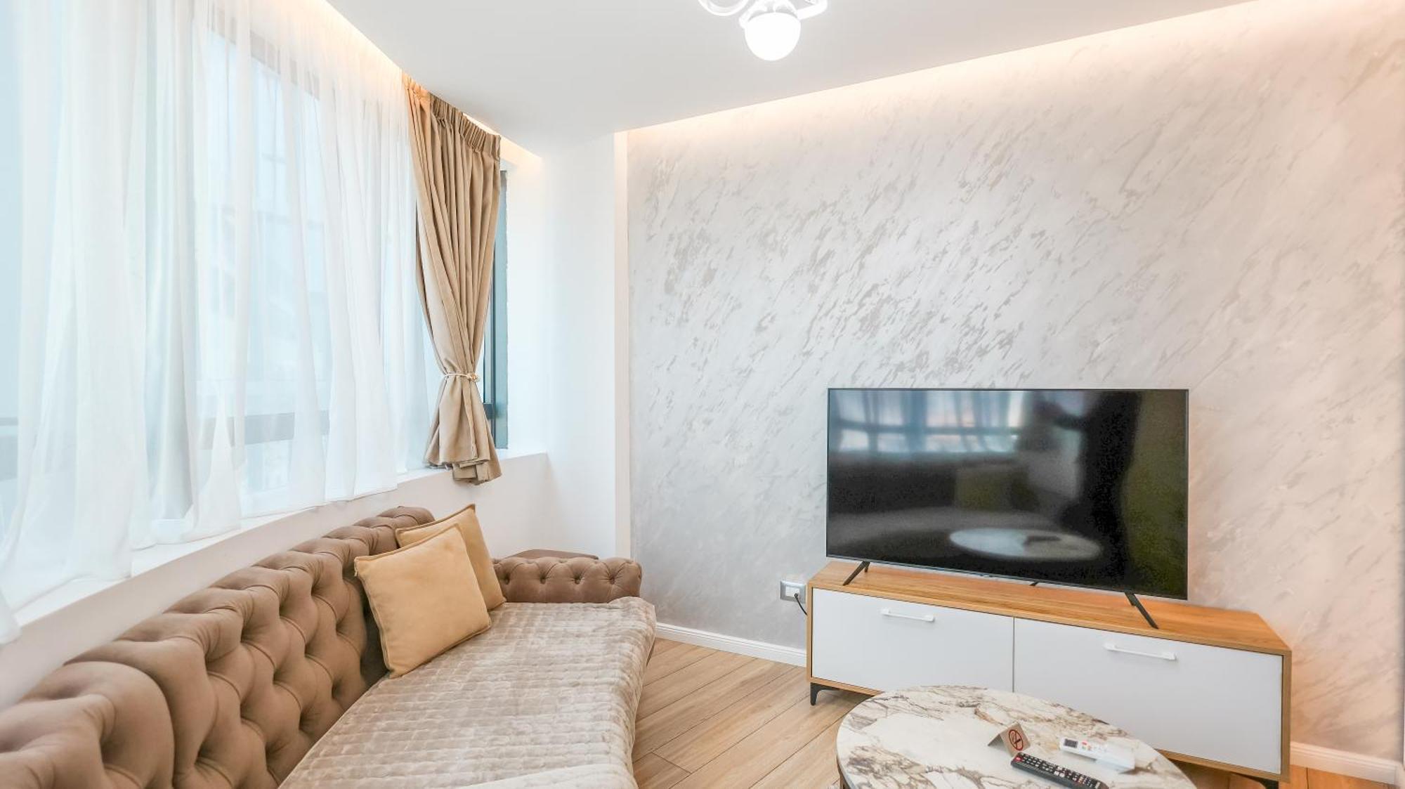 Premium Apartment In The Center Tirana Kültér fotó