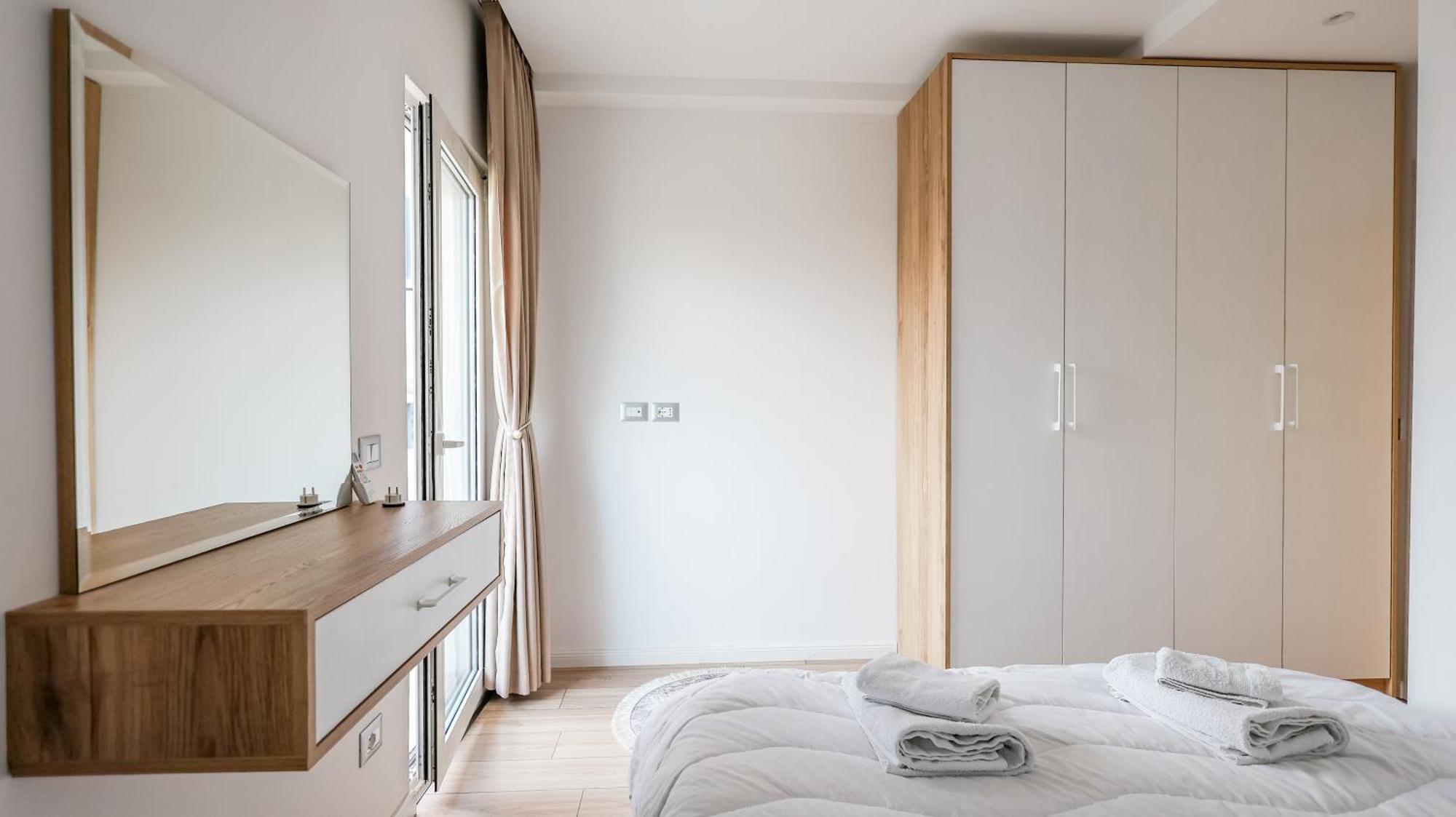 Premium Apartment In The Center Tirana Kültér fotó