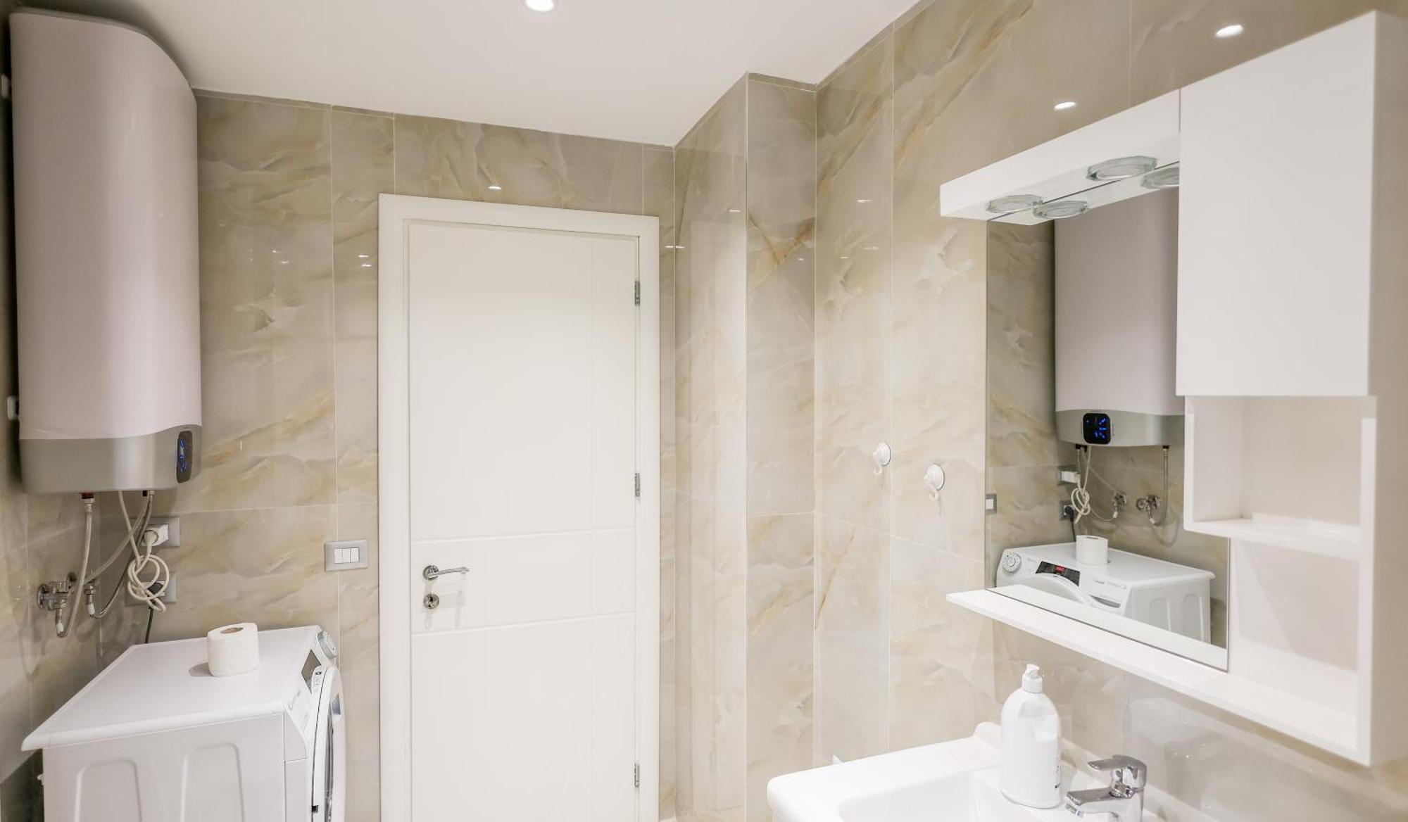 Premium Apartment In The Center Tirana Kültér fotó